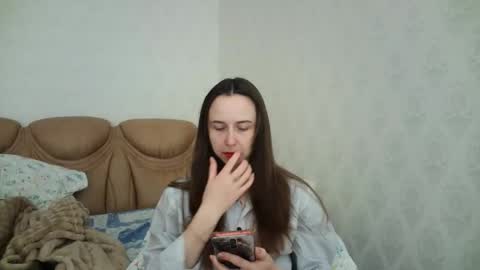 eva00186 online show from April 15, 2026, 5:14 am