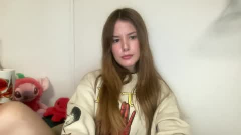 eva8raun online show from June 12, 2026, 5:50 am