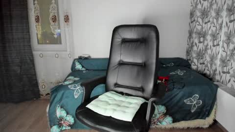 Eva online show from December 29, 2024, 10:25 pm