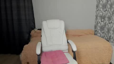 Eva online show from February 3, 2026, 10:37 pm