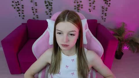 Eva online show from June 8, 2026, 1:28 am