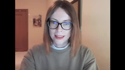 Snapshot of eva_cutesmile chatting on February 5, 2026, 8:46 pm Eva online show from February 5, 2026, 8:46 pm