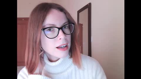 Snapshot of eva_cutesmile chatting on February 9, 2026, 4:00 pm Eva online show from February 9, 2026, 4:00 pm