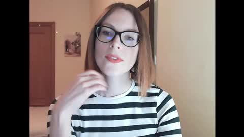 Snapshot of eva_cutesmile chatting on February 28, 2026, 7:37 pm Eva online show from February 28, 2026, 7:37 pm