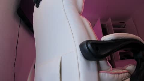 Eva Davis online show from January 31, 2025, 5:09 am