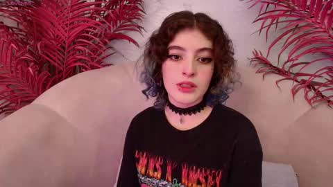 E V A online show from January 14, 2026, 8:47 pm