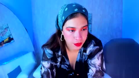 eva_hells online show from October 21, 2025, 7:58 pm