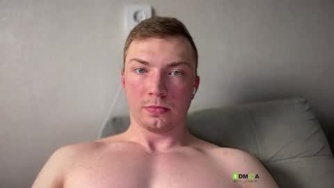 Eva and Iron online show from March 9, 2026, 10:14 pm