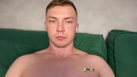 Eva and Iron online show from April 19, 2026, 8:55 pm