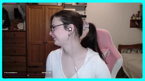 Snapshot of eva_katt chatting on February 13, 2025, 11:06 am Gamer Katt online show from February 13, 2025, 11:06 am