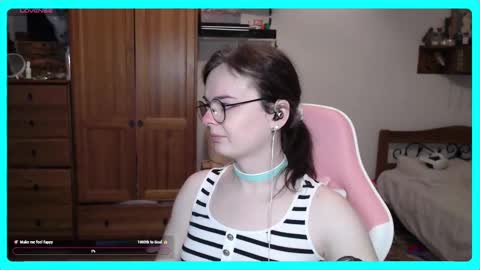 Snapshot of eva_katt chatting on March 4, 2025, 12:12 pm Gamer Katt online show from March 4, 2025, 12:12 pm