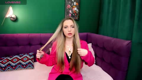 Eva 3 online show from November 26, 2025, 1:39 am