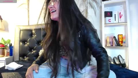 Eva Notty  online show from February 1, 2025, 12:58 pm