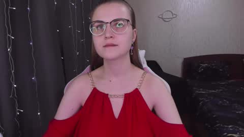 Eva online show from March 4, 2025, 5:13 pm