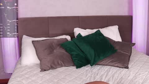 Eva online show from January 23, 2025, 9:39 pm