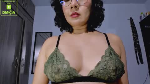 Eva online show from September 26, 2025, 8:57 pm