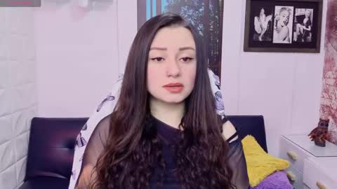 Snapshot of eva_rosell chatting on June 7, 2026, 1:26 pm Eva online show from June 7, 2026, 1:26 pm