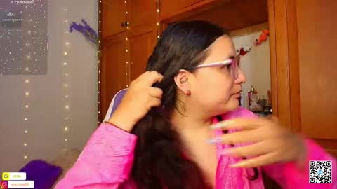 Eva  online show from March 12, 2026, 11:05 am