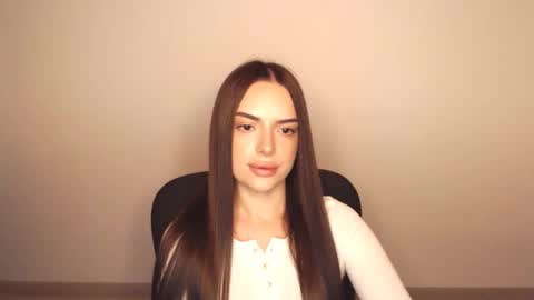 Eva online show from September 29, 2025, 4:45 pm