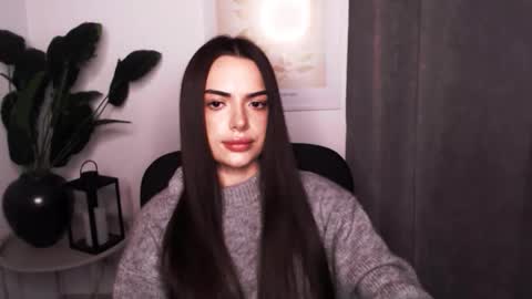 Eva online show from December 21, 2025, 2:24 pm