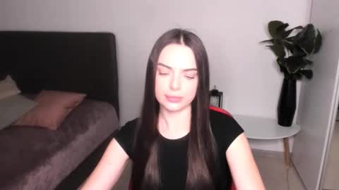 Eva online show from March 29, 2026, 4:29 pm