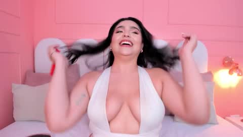 eva_saintt online show from December 4, 2025, 4:11 am