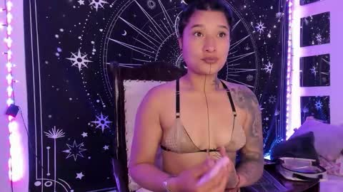 Eva  online show from September 17, 2025, 6:59 am