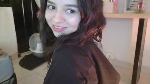 Eva Sin online show from June 8, 2026, 1:28 am