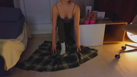 Snapshot of eva_sinn chatting on February 20, 2026, 2:17 pm Hi there i am Eva and i wish create a nice community with you so join my Ticket Show for more pleasure online show from February 20, 2026, 2:17 pm