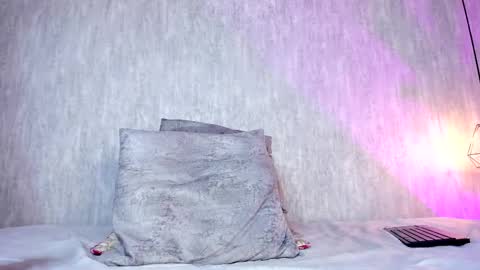 Eva online show from February 27, 2025, 11:15 pm