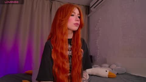 Snapshot of evaa_moonn_ chatting on March 9, 2025, 11:25 pm Eva online show from March 9, 2025, 11:25 pm