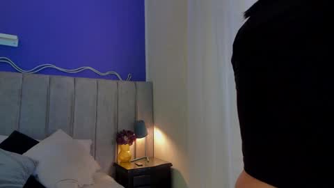 Snapshot of evaa_stevens chatting on May 13, 2026, 8:27 pm julieth online show from May 13, 2026, 8:27 pm
