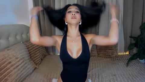 Eva Ambrose online show from March 16, 2026, 7:01 am