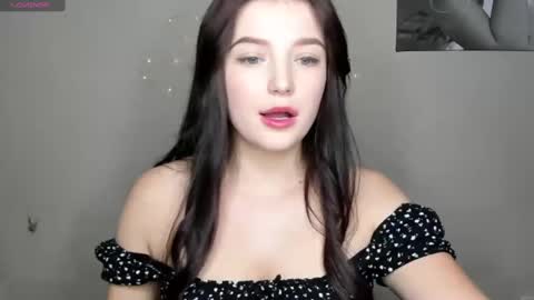 Snapshot of evaamillerr chatting on December 11, 2024, 10:16 pm Eva online show from December 11, 2024, 10:16 pm