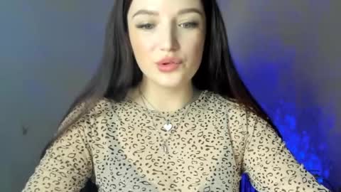 Snapshot of evaamillerr chatting on February 3, 2025, 9:29 pm Eva online show from February 3, 2025, 9:29 pm