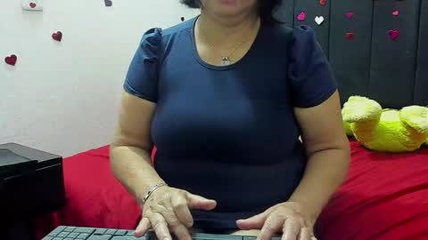 Snapshot of evaaross chatting on June 8, 2026, 1:33 pm Eva online show from June 8, 2026, 1:33 pm