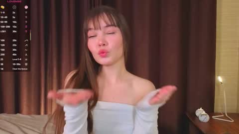 Snapshot of evabate chatting on October 29, 2025, 10:39 am Hi my name is Eva welcome online show from October 29, 2025, 10:39 am