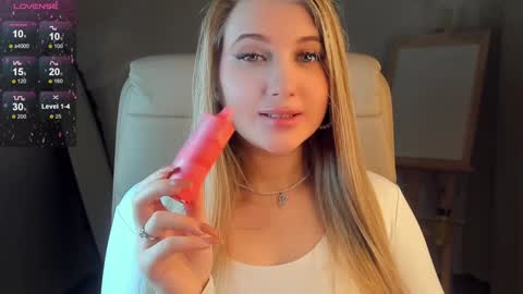 Eva  online show from January 15, 2025, 5:29 am