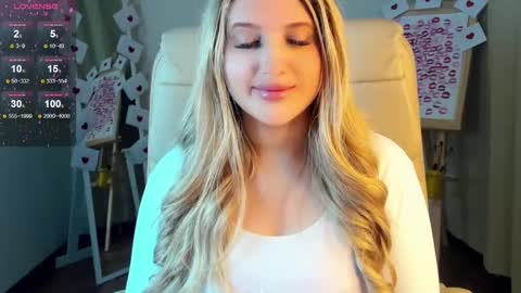 Eva  online show from February 16, 2025, 5:37 am