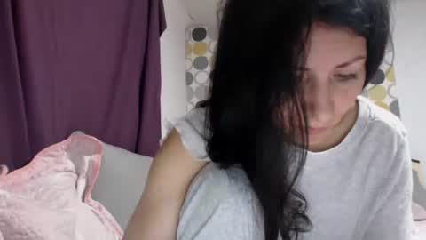 Snapshot of evacrisxxx chatting on September 20, 2025, 4:13 am hornycrissyyourlove online show from September 20, 2025, 4:13 am