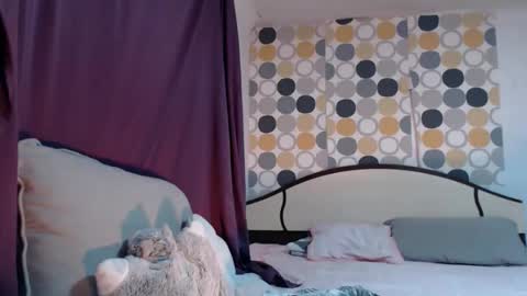 Snapshot of evacrisxxx chatting on October 9, 2025, 1:58 am hornycrissyyourlove online show from October 9, 2025, 1:58 am