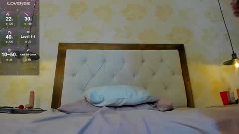 E V A  online show from February 5, 2025, 8:43 am