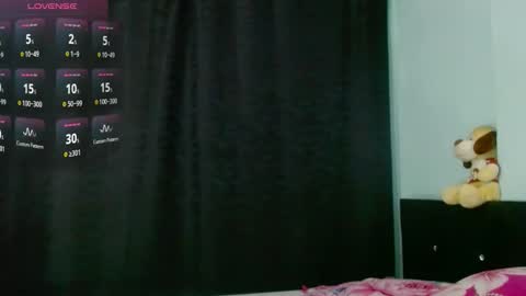 Evah Lee online show from December 18, 2025, 4:07 am