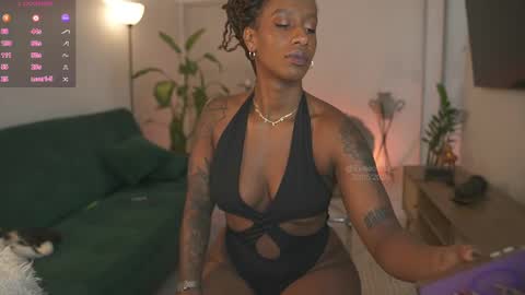 evajacksss_ online show from May 30, 2026, 8:28 pm