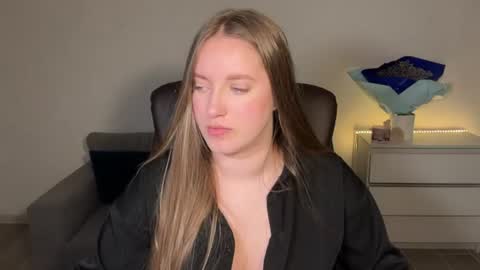 Eva online show from June 11, 2026, 8:07 pm