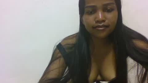Snapshot of evamalala chatting on March 25, 2026, 12:44 pm evamalala online show from March 25, 2026, 12:44 pm