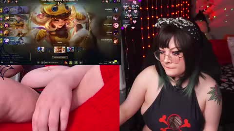 Snapshot of evamilaa chatting on November 2, 2025, 10:56 pm Eva  online show from November 2, 2025, 10:56 pm