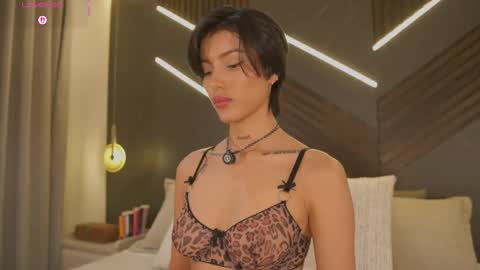 Eva Moretti online show from April 19, 2026, 6:32 pm