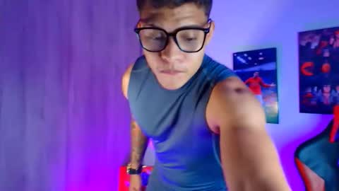 Snapshot of evan_greey chatting on September 17, 2025, 2:35 am EVAN GREY online show from September 17, 2025, 2:35 am