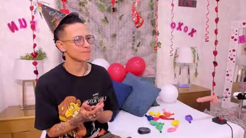 Evan Smitt online show from February 17, 2025, 12:16 pm